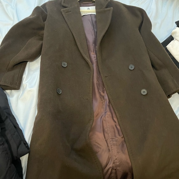 Aritzia slouch coat - Picture 4 of 4